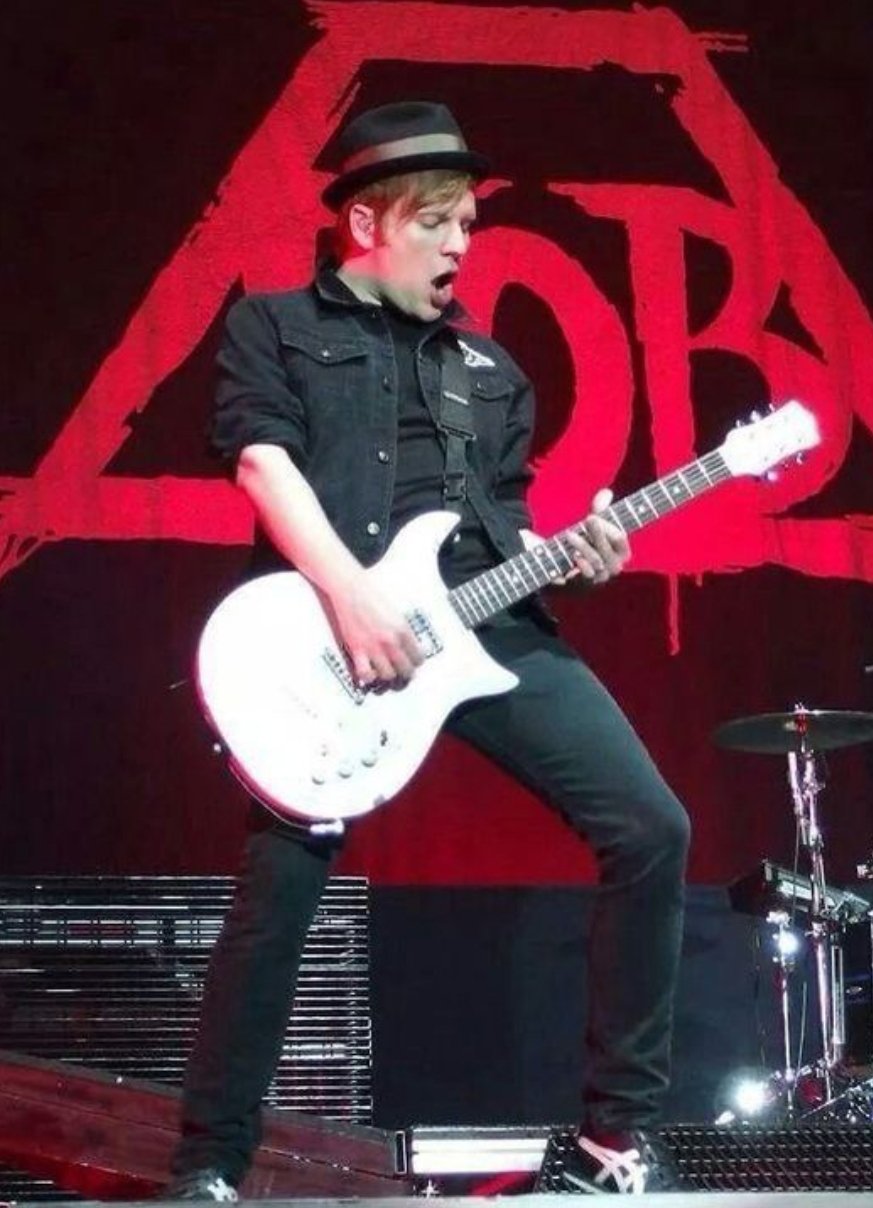 Happy 37th birthday patrick stump !! 