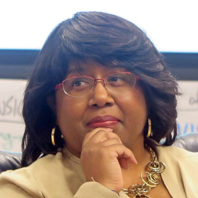 DanGordonDC's tweet image. Great observation/challenge by @usedgov Donna Harris-Aikens at @CarnegieCorp @EdCounselDC #CarnegieSummit2021 session on #LearningSystem approaches during & after the pandemic:
"At every turn there's a choice" b/n doing things as they've always been done & trying to improve.