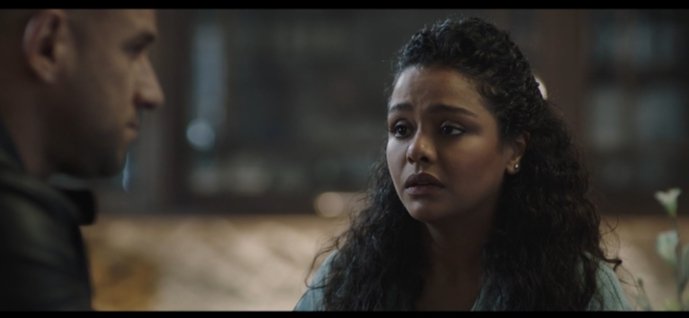 النهاردة لما شوفت المشهد ده وهى بتقوله "أنا مضعيتش كل السنين الل فاتت دى غير عشان بحبك" حسيت أد ايه إن الإنسان الل بيحب من قلبه مستعد يستحمل نار الل بيحبه ، مستعد يضحى بكل حاجة في سبيل إنه يبقي جمبه ، اللي بيحب بجد بيرضي بالل قدامه بكل حالاته ، بيحبه زى ماهو ، بيحبه بكل عيوبه❤️❤️