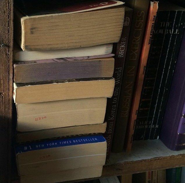 studiestyles's tweet photo. 📚 — livros lidos em 2021; a thread. https://t.co/bNI8yOwekE