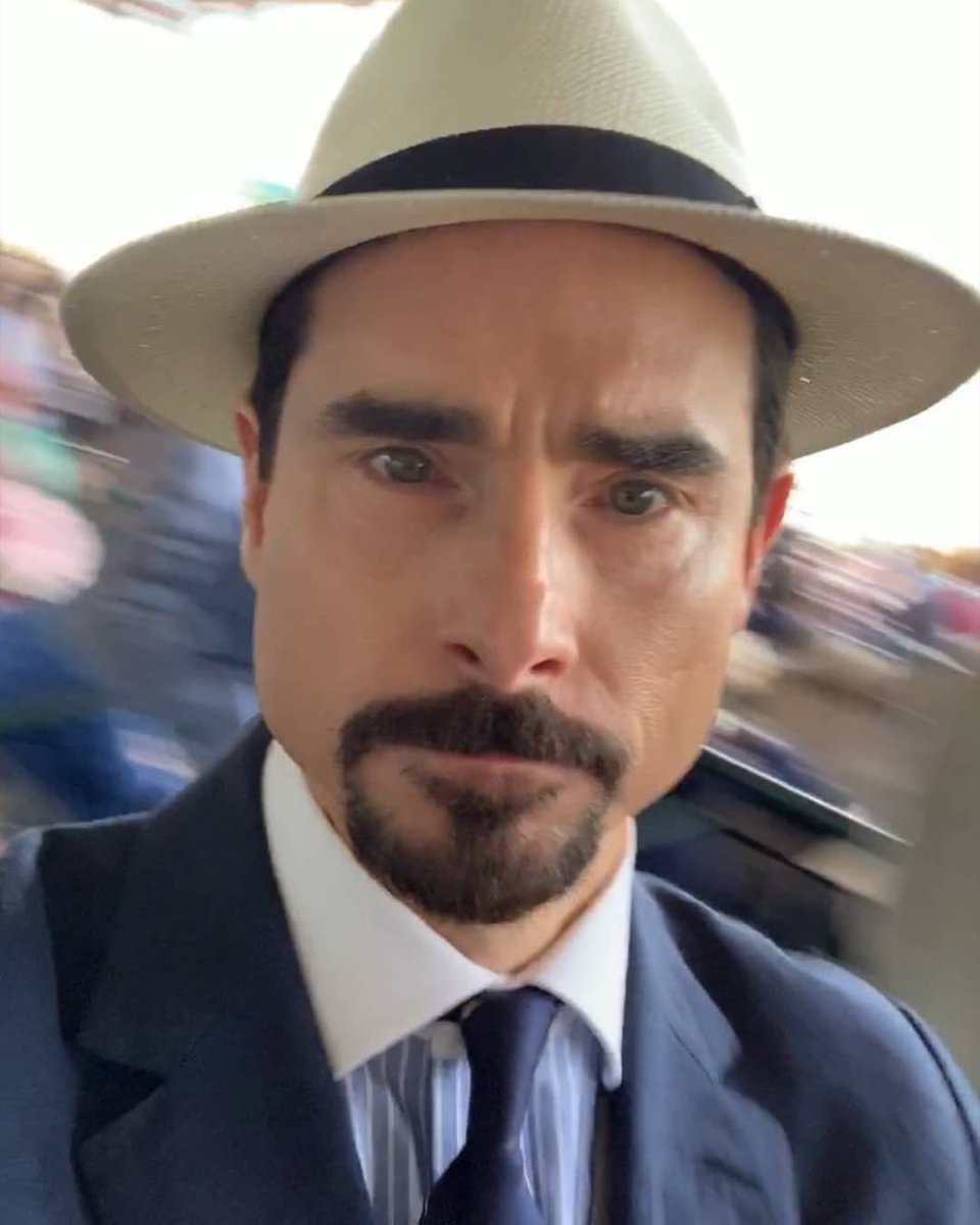 kevyscottcandy's tweet photo. Frank Sinatra Vibes ✨💙🎙
@backstreetboys @kevinrichardson @iwantitKevsway @kevinsgirlbr @KrisztiNickBSB @boys_italy @BSBPassion @kevicksangel @claudiaaaBSB @Graciee33428413 https://t.co/6szCoB7ie8