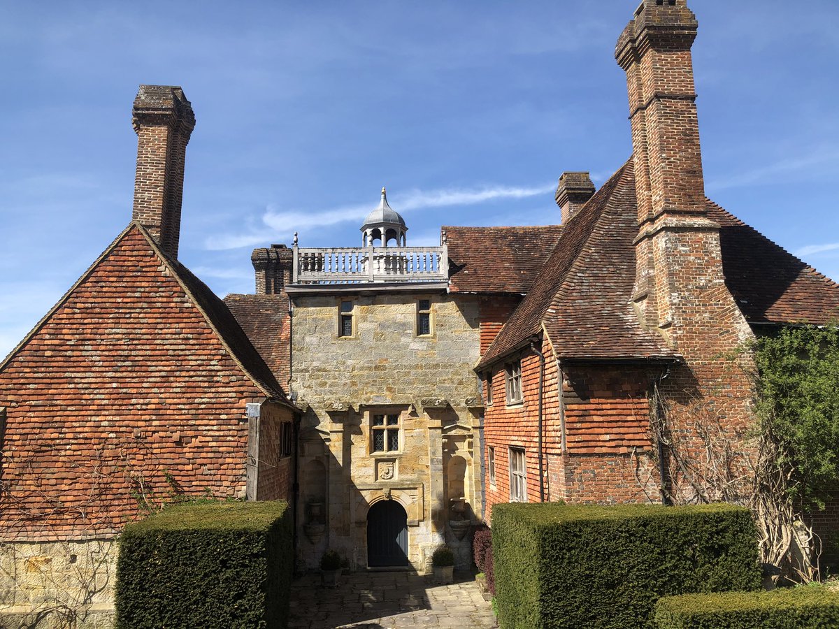 Visited this historic country estate today. Tucked away in its own glorious 252 acre valley. Privacy and Tudor perfection! #SussexManorHouse