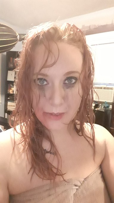 I&rsquo;m beyond friend-zoning. I&rsquo;m moving steadily into stepson-zoning. I don&rsquo;t want to sleep with you, but<a href="/tag/nerdlife"class="tags"><span>#nerdlife</span></a><a href="/tag/sexynerd"class="tags"><span>#sexynerd</span></a>