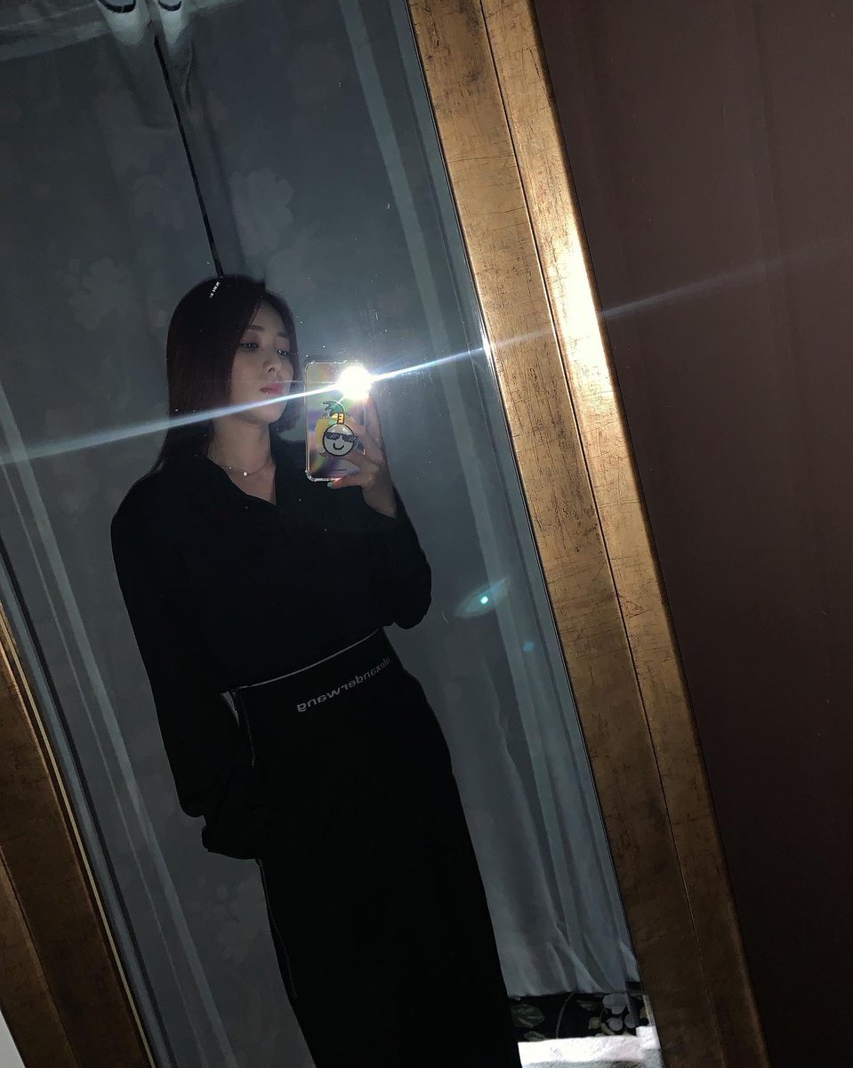 krungy21's tweet photo. 출근 https://t.co/q5SV6KqEoU