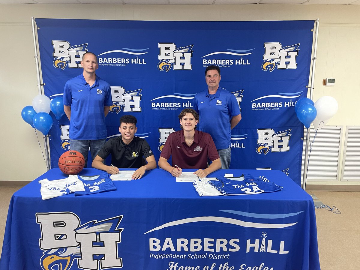 bheaglebball's tweet photo. Congratulations to @NickCrump03 and @officialcole_xi for signing their NLI to play Basketball in college! @SUPirates @TU_Basketball https://t.co/lDW70HUfDS