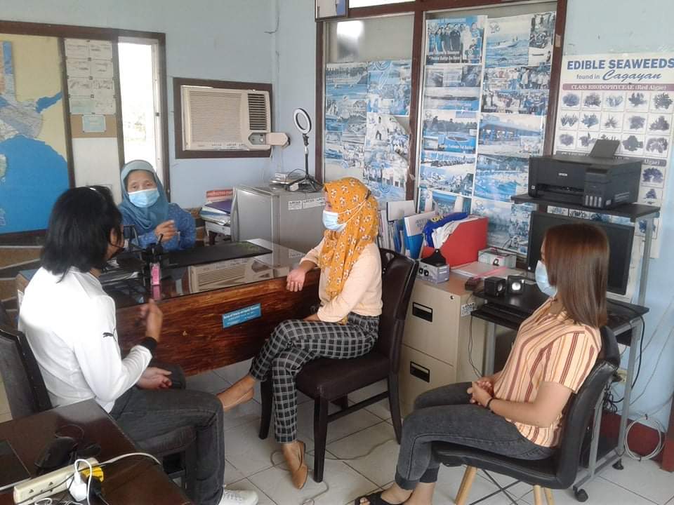 DaBfar9's tweet photo. DA-BFAR IX rolls out MAYA (Mentoring and Attracting Youth in Agribusiness) Internship Program for the Fisheries Sector 
Late Post due to some Technical problems #youthinvolvement #BFAR9InAction #fisheriesph #ZamPen https://t.co/6FGh5Rqzbl