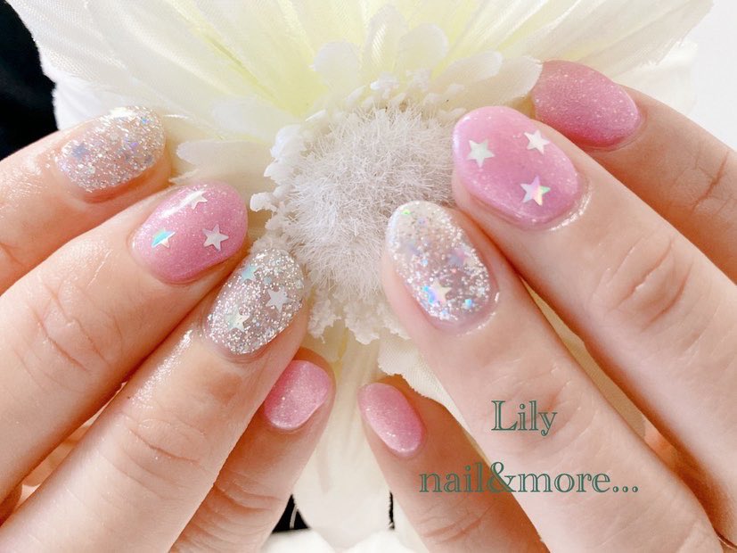Lily Nail More キラキラお星様ネイル T Co Ywfaxaqknw 上野毛 上野毛 ネイルサロン 上野毛プライベートサロン 世田谷 二子玉川 自由ヶ丘 等々力 尾山台 ネイルサロン ネイルサロンlily パラジェル マグネットネイル ネイルサロンlily