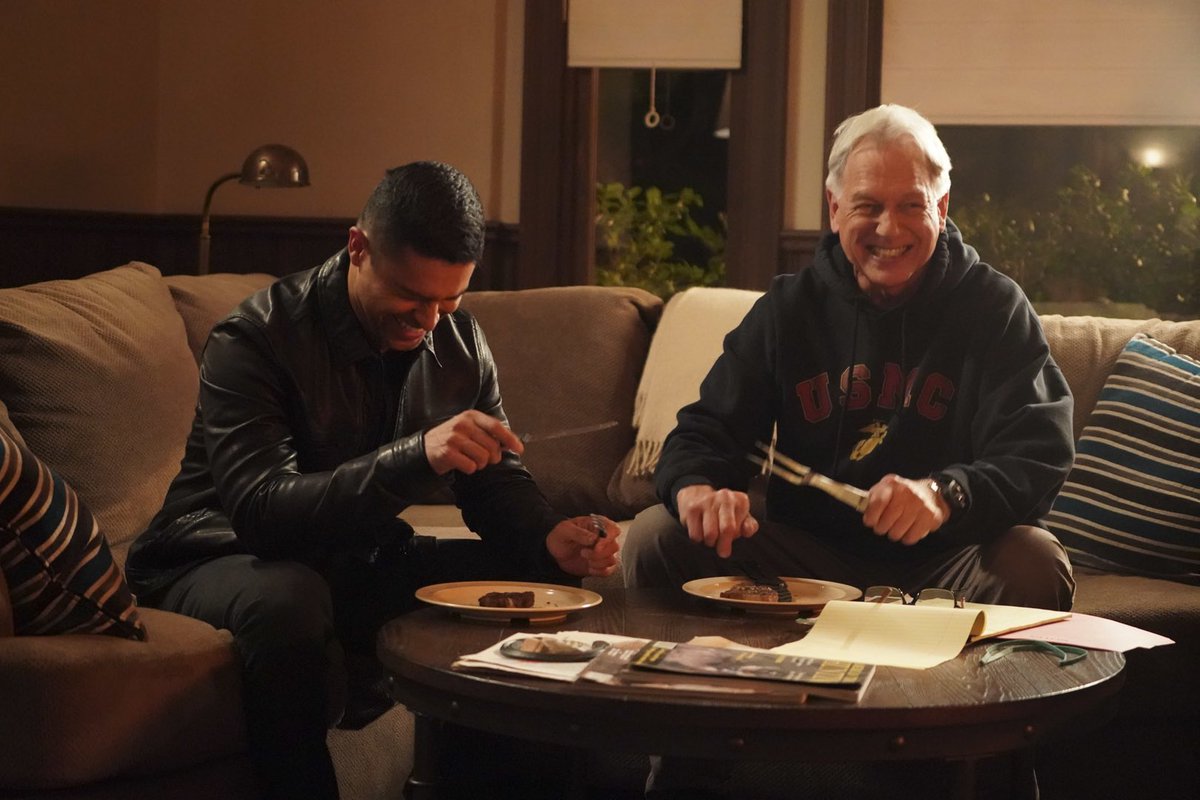 Scene VS BehindTheScenes 
Let’s try this again? TOMORROW an all new #NCIS! Last weeks.. TOMORROW at 8pm on <a href="/CBS/">CBS</a>