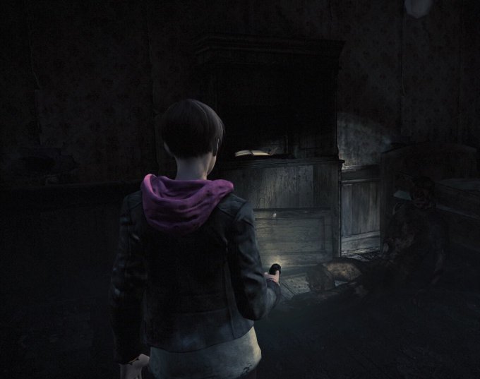 Raccoon Pics Department on X: Claire Redfield Resident Evil Revelations 2 # ClaireRedfield #RERev2 #REBHFun  / X