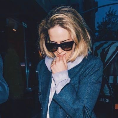 deliaslovespell's tweet photo. THIS PICTURE EXISTS THANK YOU VERY MUCH https://t.co/NsaeiUXCLu