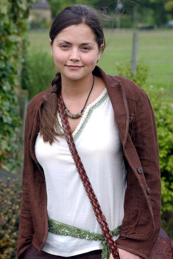 Starting in Emmerdale as Jasmine Thomas in 2005, she went on to appear in Waterloo Road, & Victoria plus other successful series. She’s also 1 of many Emmerdale stars who have had roles in big Hollywood films. Recently starred in The Serpent as Marie-Andrée Leclerc on BBC1. 7/8