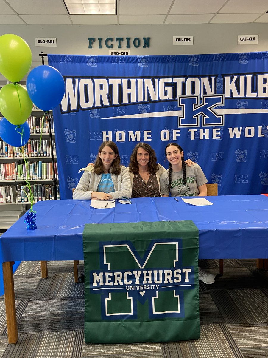 Today was signing day for our seniors! Congratulations to Lauren Richner and her commitment to Dension Swimming and Phoebe and Fiona Saunders commitment to Mercyhurst Water Polo!! Go Big Red❤️ Go Lakers💚