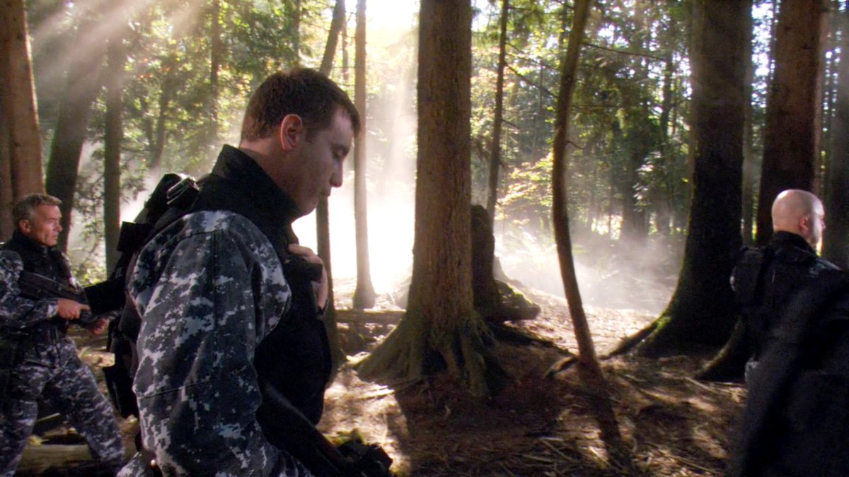 atlantistvru's tweet photo. Happy #Birthday to #actor & #stuntman #MikeCook (1957), #Stargate #SG1 #SGC Soldier, #SGA #Atlantis Military man, #SGU #Icarus / #Destiny Civilian!!!
https://t.co/0Fa8upWDVI
#StargateSG1 #StargateAtlantis #StargateUniverse #gueststar #stunts https://t.co/LKJDASsvzK