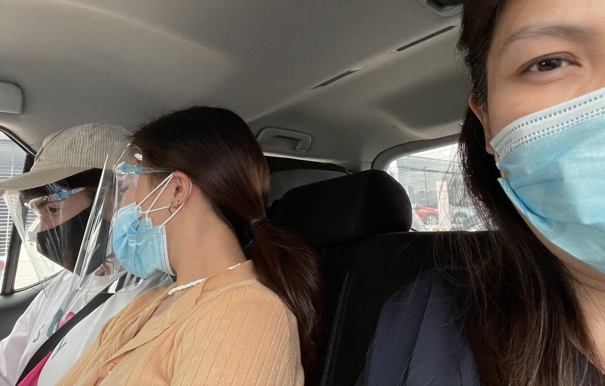 LeizlAbaya's tweet photo. Pambansang third wheel ang peg ko today

KODREA FINALLY REUNITED https://t.co/mqQDauyFX6