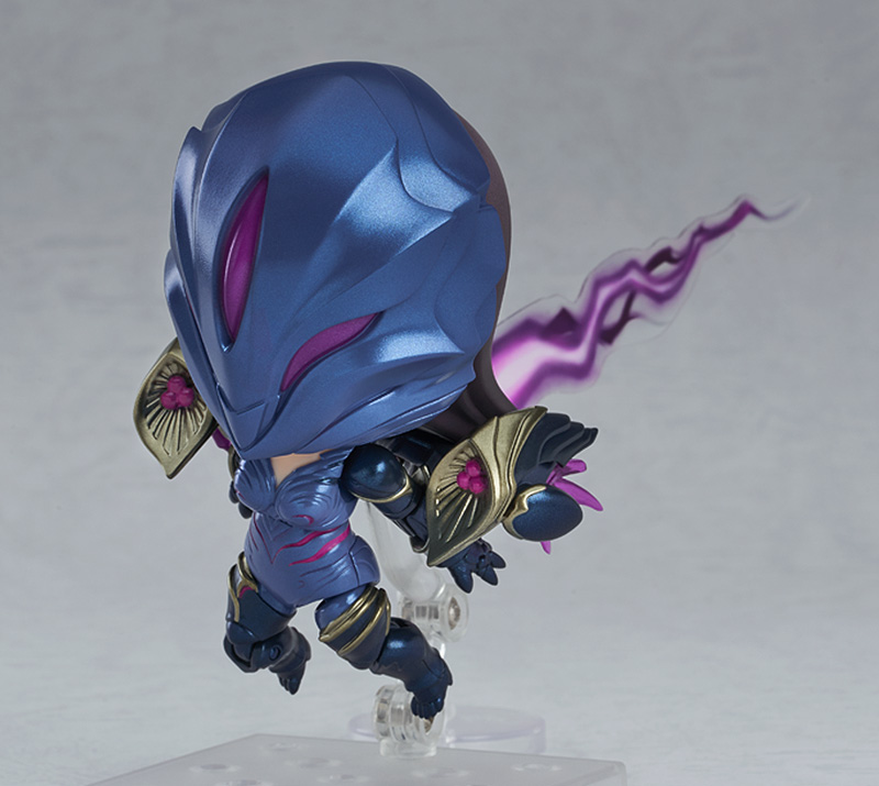 Sorry if someone posted this already - there's a preorder on the new Goodsmile Nendoroid Kai'Sa