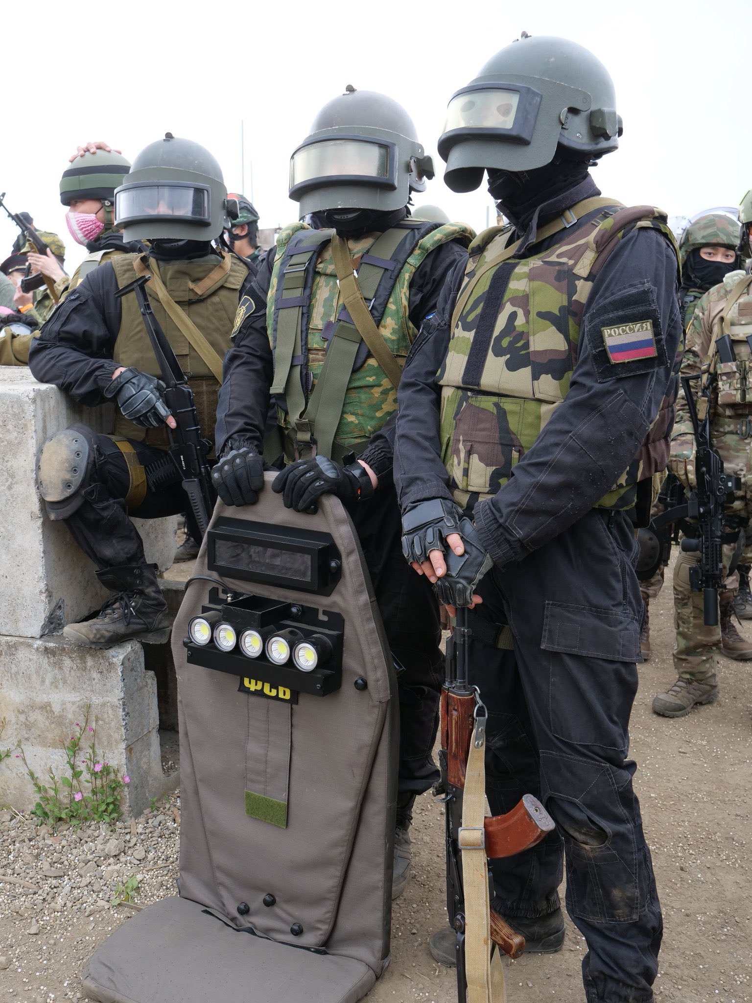 ロシア軍 実物 ロシア内務省 交通警察 ДПС 蛍光ベスト 48-50/3-4 ロシア軍