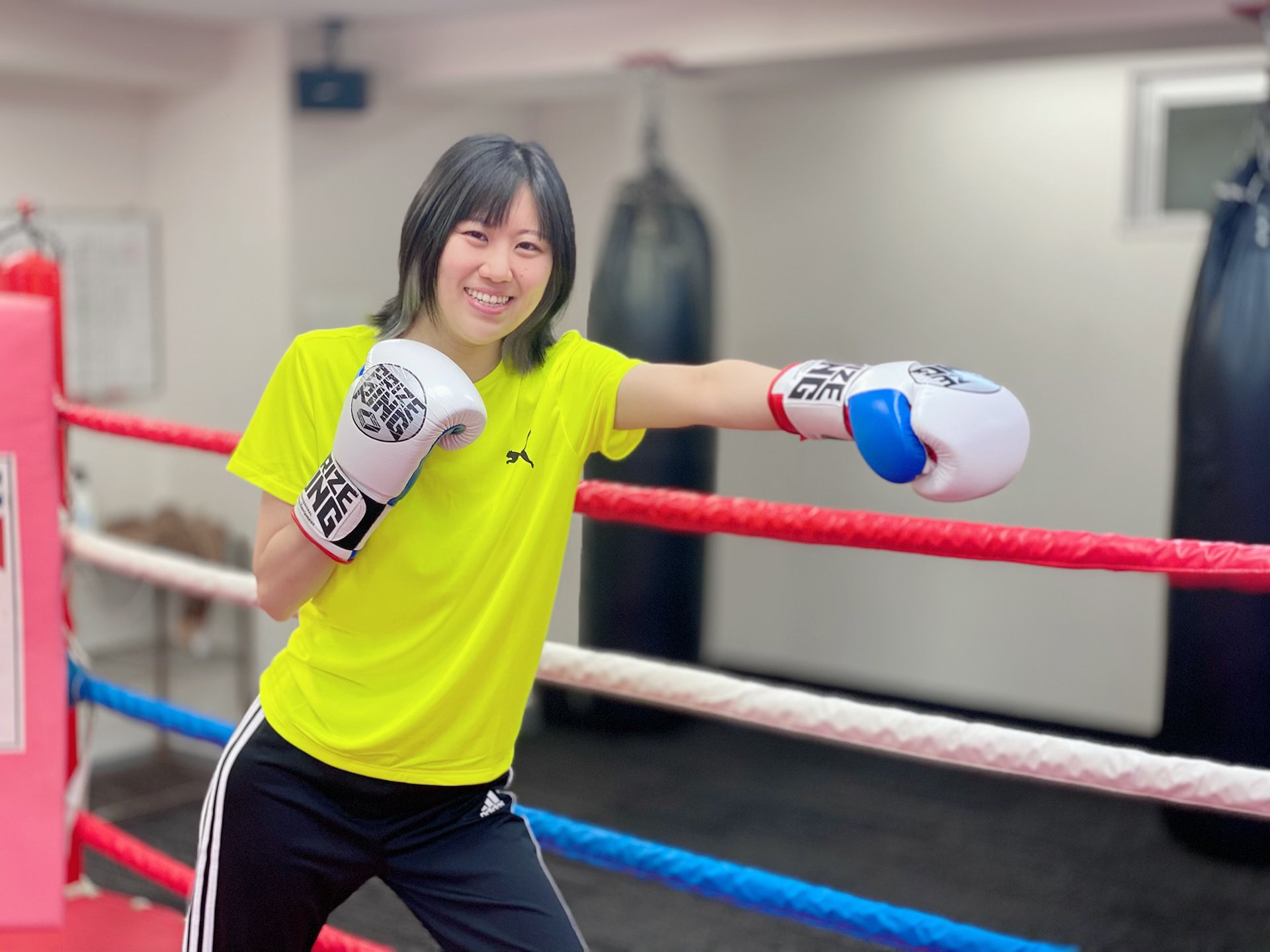 大田区蒲田ボクシングジムrk蒲田ボクシングファミリー ボクシング好きな女の子はかっこいい 緊急事態宣言中の4 25 5 11まで原則対面練習 スパーリング マフボクシング ミット打ち を控えさせて頂きます トレーナーさんが指導を致しますので初心者の方