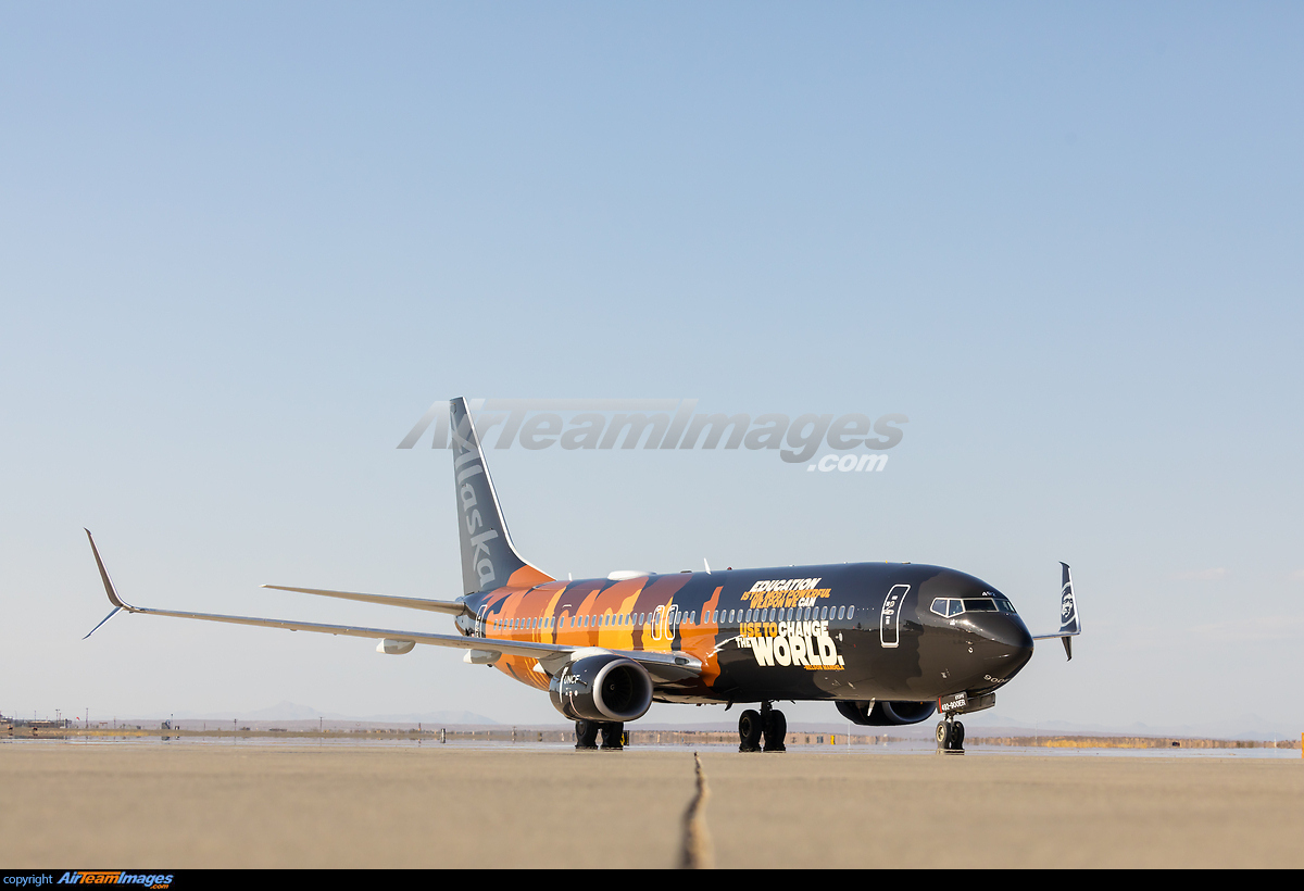 AirTeamImages tweet media