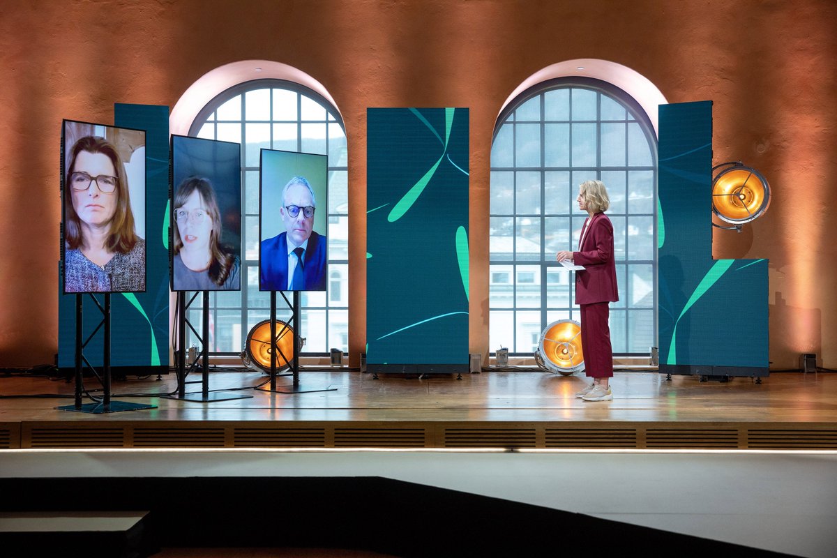 «Er det noe vi vet fra Norge, et lite land, er at vi trenger internasjonale ordninger, og derfor må vi ta oss bryet med at de kommer på plass.» - <a href="/Oystein09/">Øystein E. Søreide</a> fra <a href="/Abelia_NHO/">Abelia</a> i debatt med <a href="/SigridKJacobsen/">Sigrid K. Jacobsen</a> og @NinaSFunnemark #Christie21