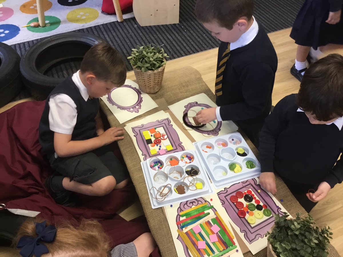 We love our new loose parts area in class. We are very imaginative! <a href="/MrsRiley99/">Croxteth Primary Year 1/2R</a> <a href="/CroxtethC/">CroxtethCPS</a>