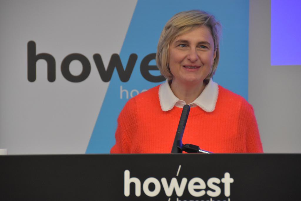 crevits's tweet photo. Helft van maakbedrijven vreest dit jaar een cyberaanval. Cybersecurity is een topprioriteit, jaarlijks investeren we 20 miljoen euro. Oproep aan alle bedrijven om met onze digitale tools aan de slag te gaan &amp; te investeren in cyberveiligheid! @Agorianl @howest @ugent @Sirris_be https://t.co/f9US17h2oQ