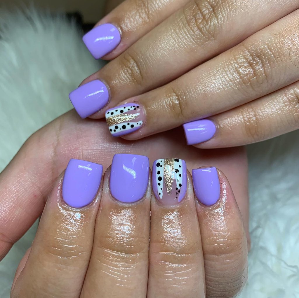 valgarc23's tweet photo. Purple nails ๐
#handdrawndesign #shortnails #squarenails #cutenails #NailsByValerie๐
๐ผ https://t.co/ejEnXSVA4l