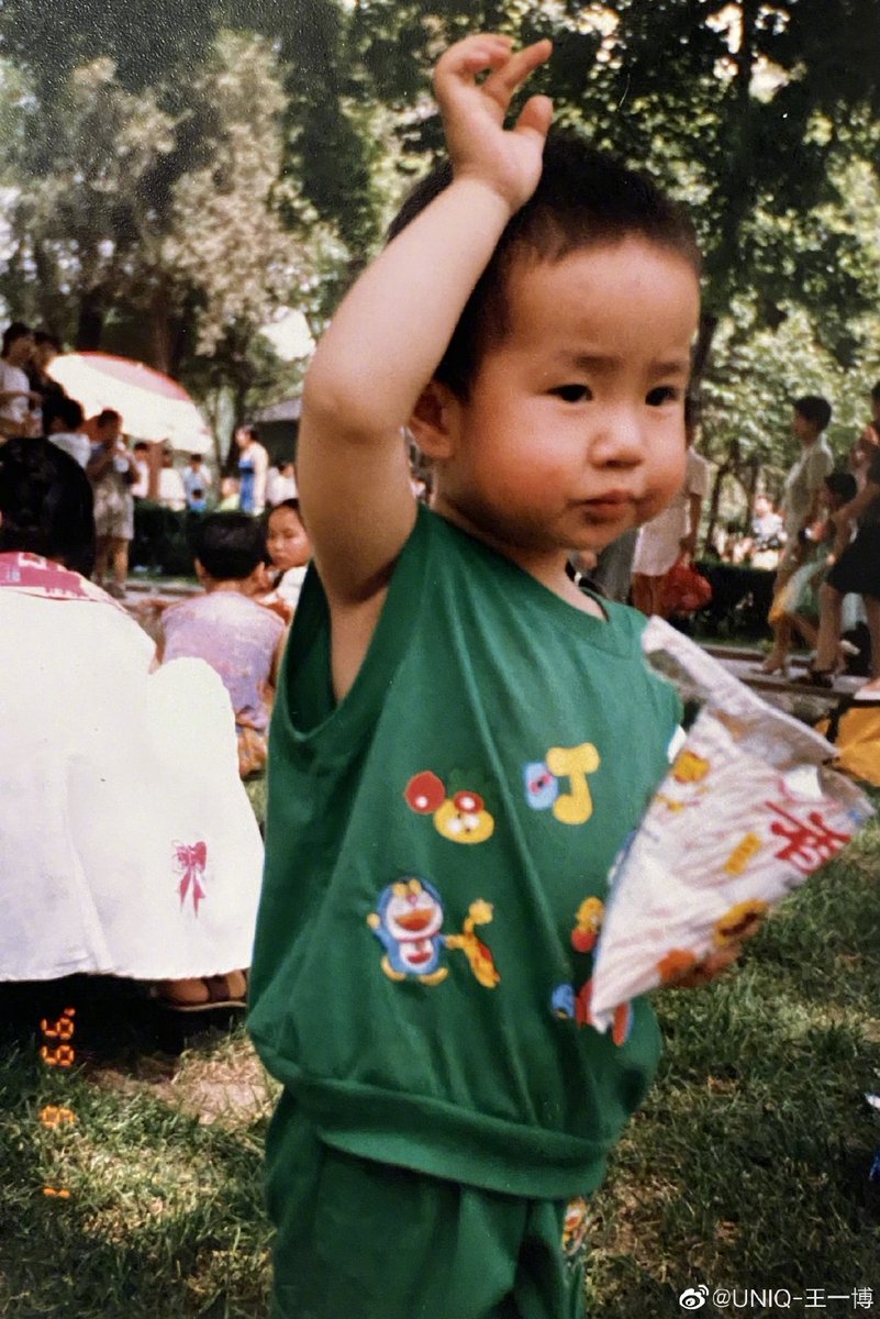 [thread] have you ever imagined how yibo's childhood is? #wangyibo  #王一博