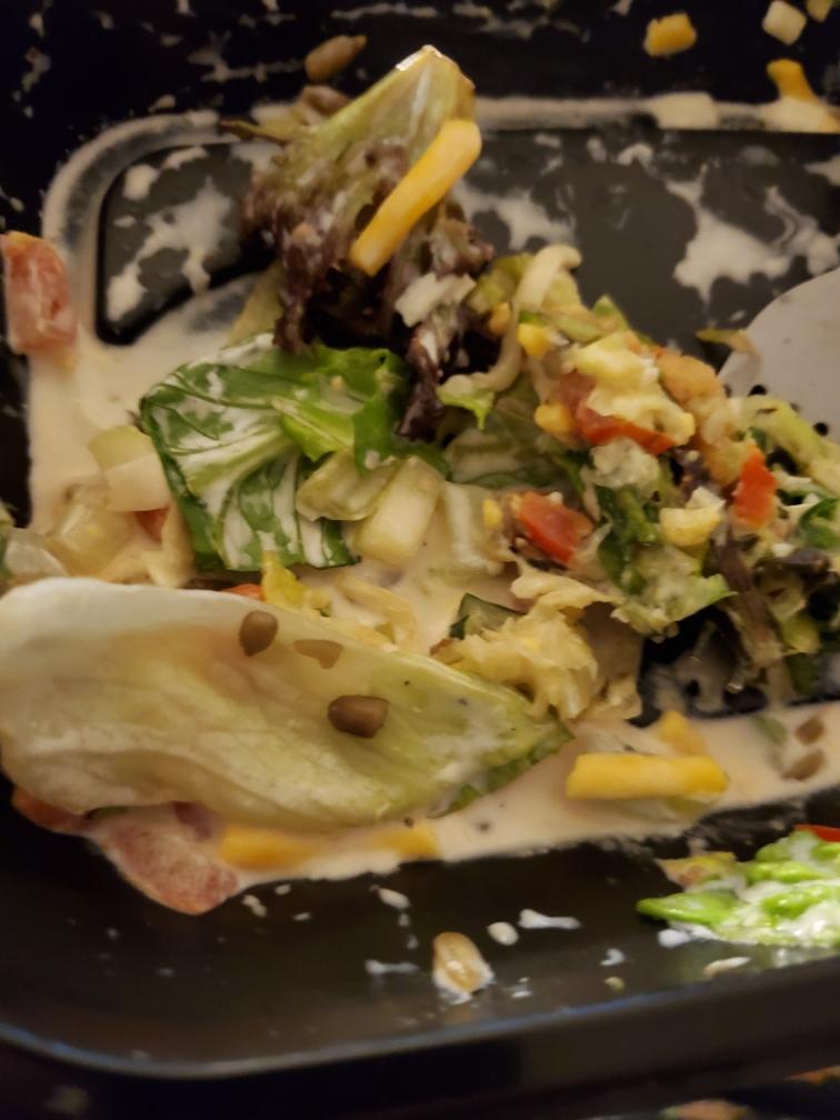 Wanna know what comes free with an <a href="/Applebees/">Applebee's Grill + Bar</a> side salad? A side of dirty plastic ring that was chewed and nearly choked on. Talking to you Spartanburg SC #spartanburgapplebees #healthhazard #foodhazard #chokinghazard #applebees #wtf