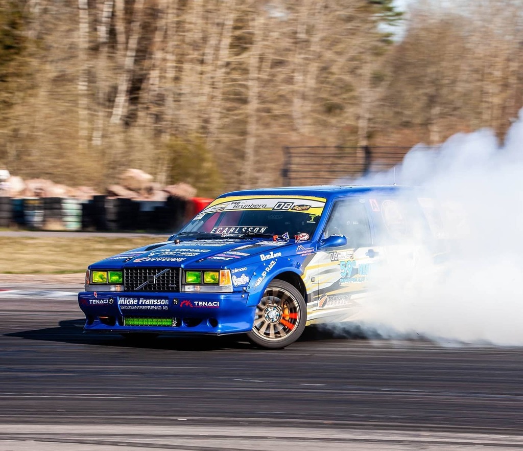 SvMotorFoto's tweet image. SDC, Swedish Drift Championship Mantorp Park #sdc #swedishdriftchampionship  #gatebil #drifting #drift #driftcars #motorfoto #svenskmotorsportfoto #motorsport #racing #mantorppark #mantorp instagr.am/p/COKN9jQj_tq/