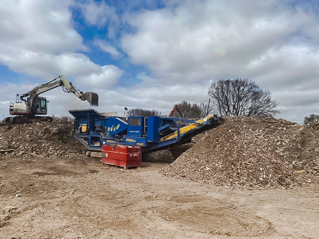 Norman Wenn Skip Hire tweet media