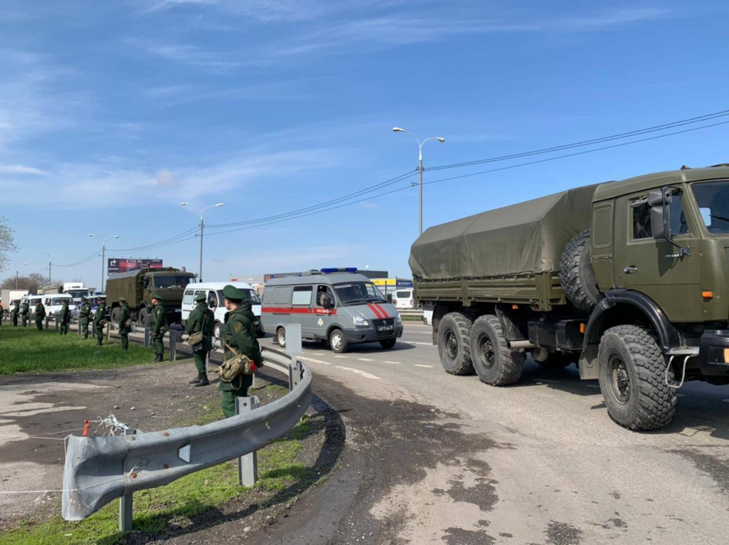 Ростов сегодня on Twitter: "На рынки «Алмаз» и «Атлант» под Ростовом ...
