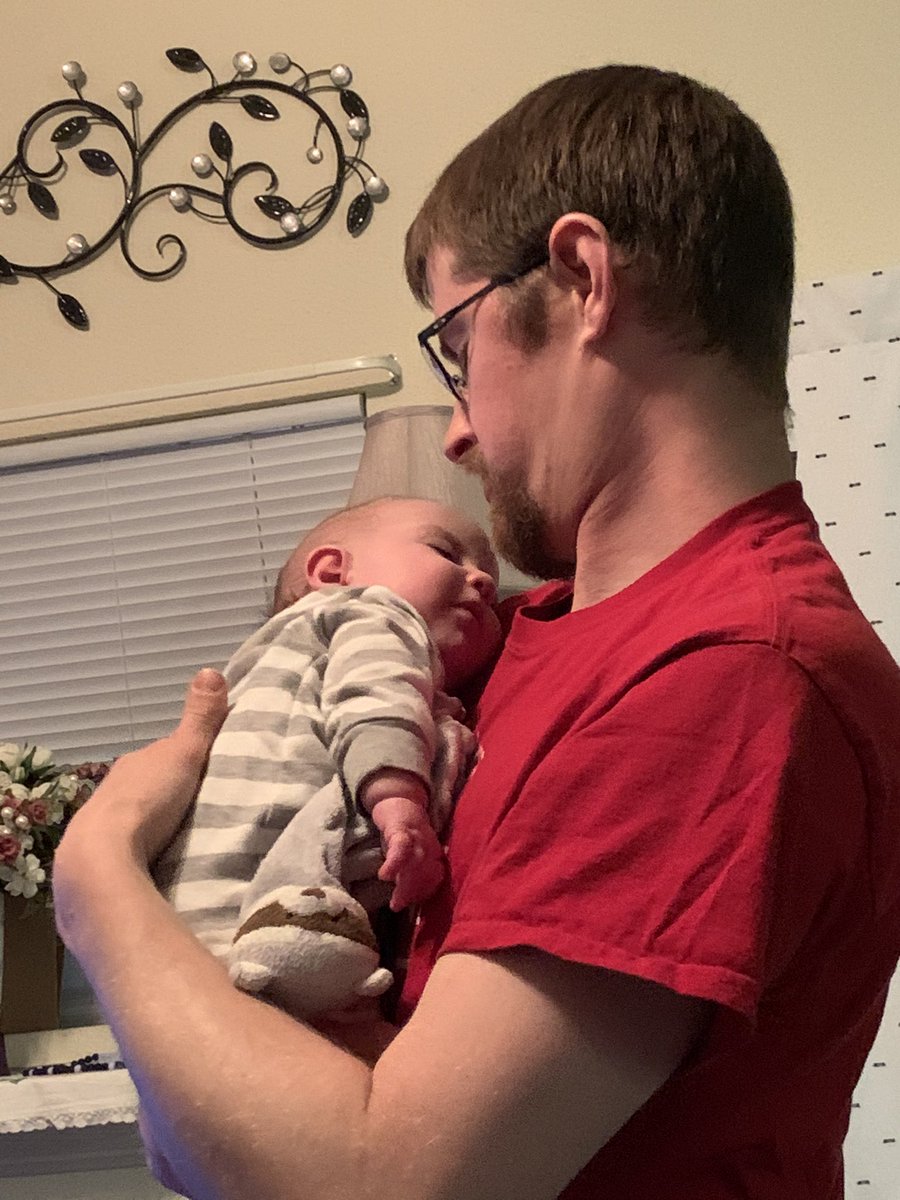 chalk_lawrence's tweet photo. Watching this man be a dad.. 🥰🥰🥰 https://t.co/wMJltVtllo