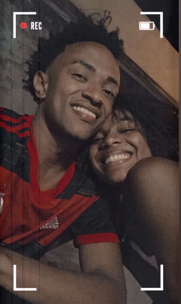 welbertCRF's tweet photo. Eu e você até o fim... ✍🏾✍🏾
Euu te amo demais ♥️♥️ @tthamiresalves https://t.co/wjE5lGHuW7