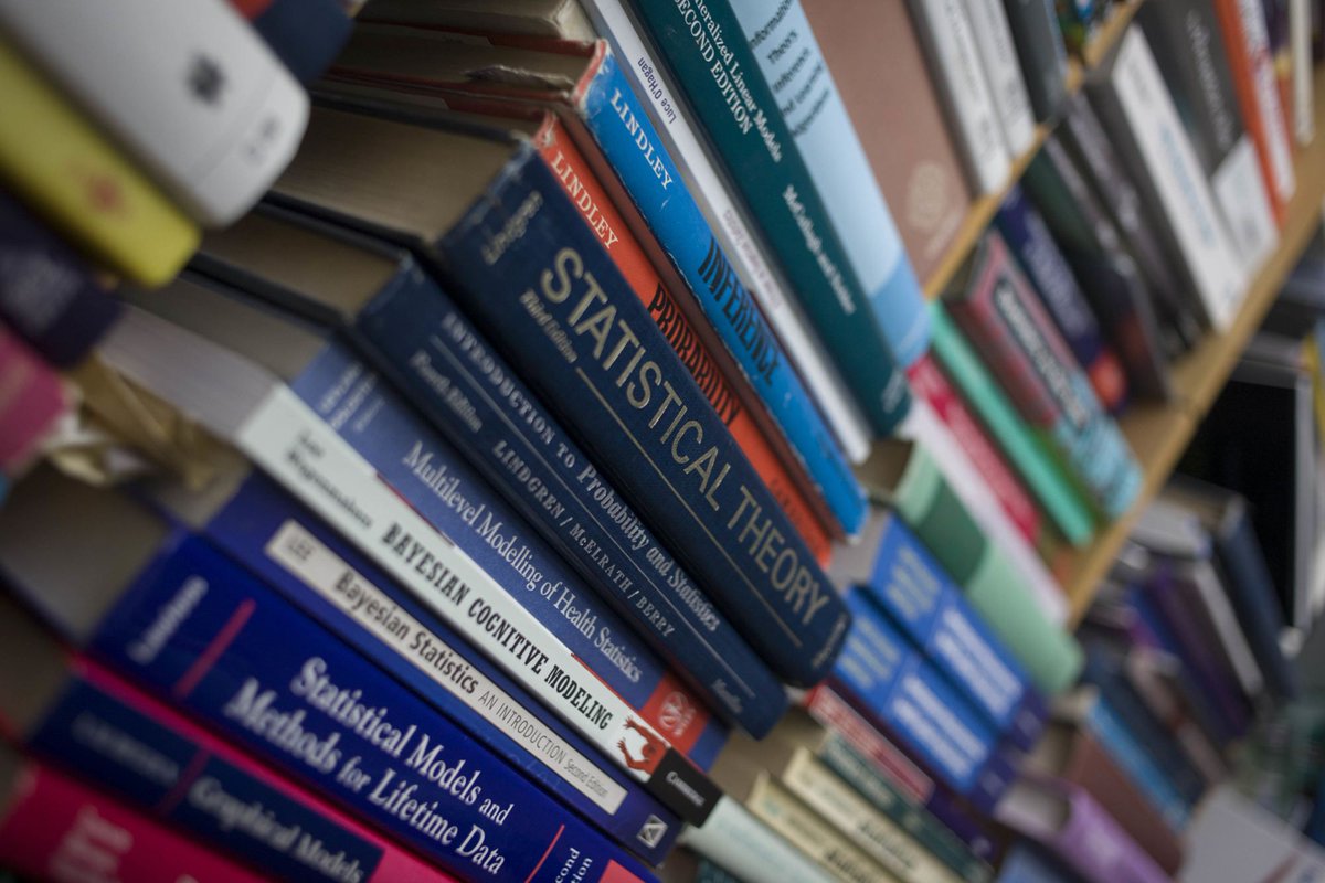 EdScoop News (@edscoop_news) on Twitter photo No one wants to pay $200 for a textbook <a href="/Mark_J_Perry/">Mark J. Perry</a> <a href="/new_edu/">🏳️🌈 Daniel Williamson (he/him)</a> @RyanLufkin #OER edscoop.com/digital-servic… No one wants to pay $200 for a textbook <a href="/Mark_J_Perry/">Mark J. Perry</a> <a href="/new_edu/">🏳️🌈 Daniel Williamson (he/him)</a> @RyanLufkin #OER edscoop.com/digital-servic…