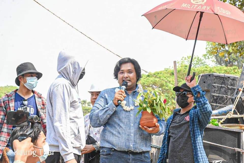 Rumors spreading on Facebook that
Strike leader Ko Wai Moe Naing was abducted
😭
Oh God let just it be Rumors 😭
#WhatsHappeningInMyanmar
#Apr15Coup
