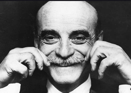 HealthypillsQ's tweet photo. Oggi vi proponiamo uno dei più importanti artisti nostrani🇮🇹 nonchè creatore del movimento spazialista, applicando l' innovatica tecnica del taglio su tela: #LucioFontana.
Basti pensare a opere come 'Concetto Spaziale.Attese'
Immergetevi nelle sue opere e ampliate gli orizzonti🌌 https://t.co/myhAToBWW3