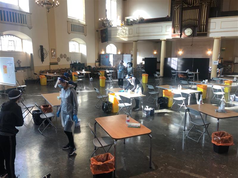 lambeth_council's tweet photo. 📢Enhanced #Covid-19 testing📢 

Everyone in Lambeth aged 11+ needs to get a PCR test whether you have symptoms or not, after the variant first found in South Africa has been found in Lambeth

Visit one of our sites or get a home test:

https://t.co/lG1EZ5k437

#KeepLambethSafe https://t.co/T8rZHgeeXD