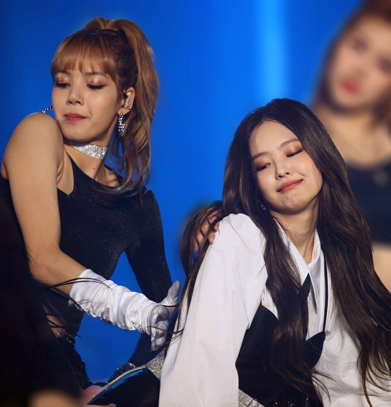 Группа BLACKPINK Дженни лиса
