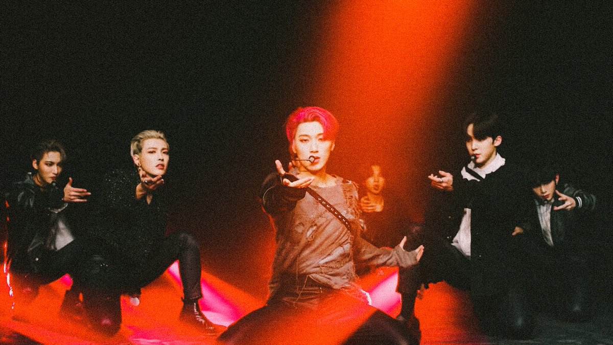 woosanfilm_'s tweet photo. f the aesthetics for now, drop the tags atiny!

ALL EYES ON ATEEZ
 #에이티즈_왕좌가_기다리는_시작으로 
@ATEEZofficial #ATEEZ #에이티즈 https://t.co/r2jjb5ZV9A