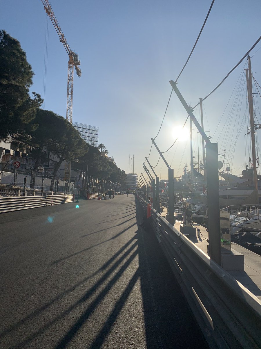 MC_property_guy's tweet photo. This F1 Grand Prix vibe ! I missed it !
#f1 #formula1 #formulaone #monaco #monacomontecarlo #monacograndprix #grandprixmonaco #track #monacolife #monacomoments #visitmonaco #monacolifestyle #monacorealestate https://t.co/USvd8dw9xh