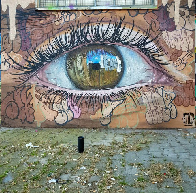 Dunya_Yalannnnn's tweet photo. "Ya kendini korumak için ördüğün duvarlar, 
 seni sevmek isteyen insanları dışarıda tutuyorsa..?"

/ Bella Andre

#BellaAndre #Writer #Thursday #Perşembe #Jueves https://t.co/HKszTEJTl7