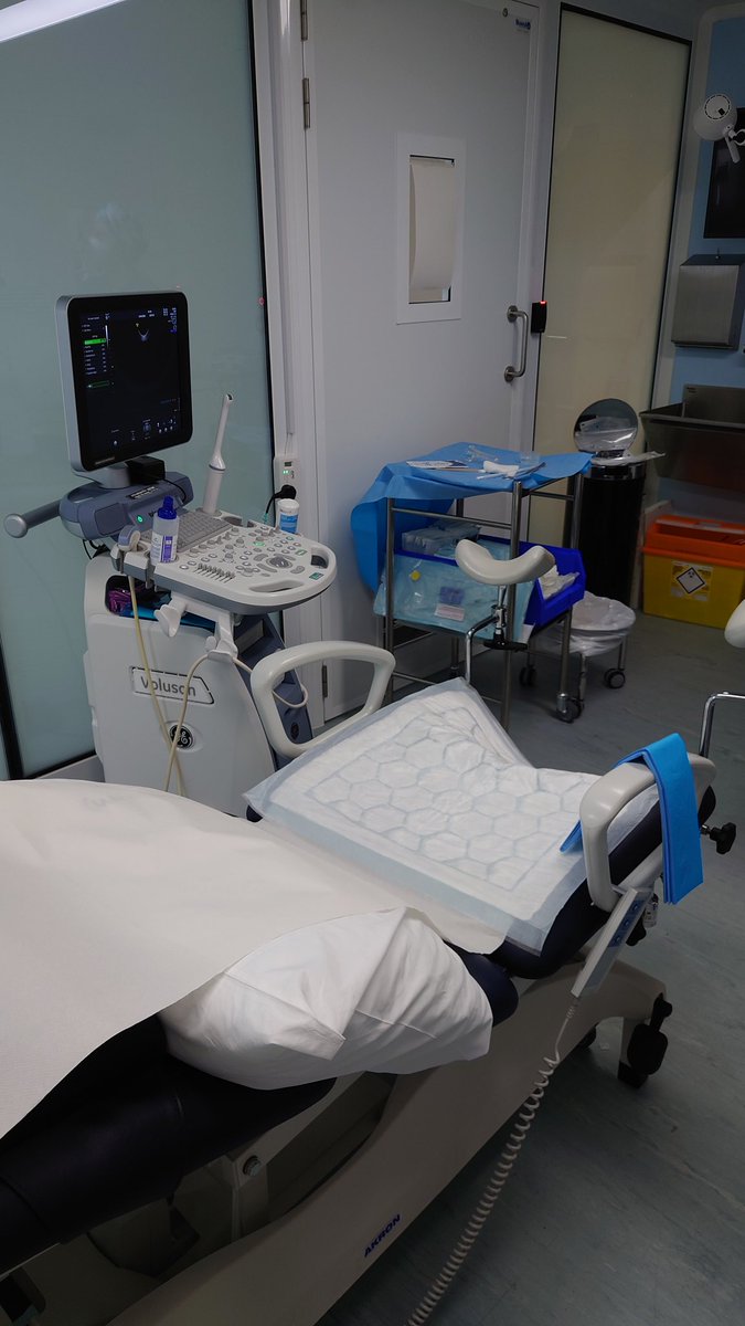 SavlaFaire's tweet photo. On hold with one company to chase my day 8 Covid test result (20 mins so far) and chasing my backup test kit with another provider as I don't have a tracking link. Not the best post-transfer conditions, but on the plus side, yesterday's procedure went well. #TryingToStayCalm https://t.co/9nTEXkj3rn