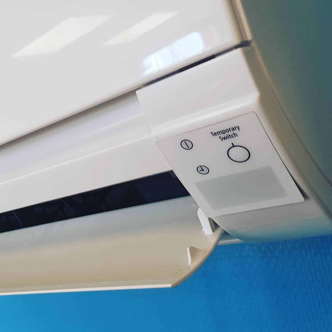 L'été arrive doucement mais surement... Prenez les devants pour éviter la #canicule !
Et si vous veniez jeter un œil à notre #showroom avant de faire installer une #climatisation ?

#sabeko #climatisation #monosplit #multisplit #fraicheur