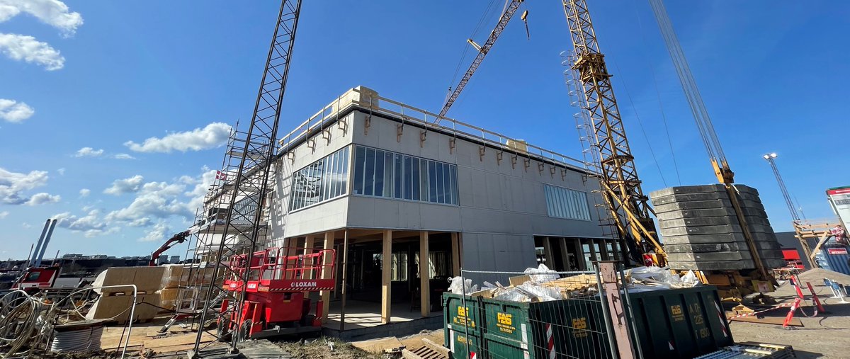 HelixLab_DK's tweet photo. Welcome!
Helix Lab is now the official name of the new research and education center opening in 2022 in Kalundborg, where MSc students from universities in DK and abroad will carry out their thesis work in collaboration with local industry. 
🇩🇰 https://t.co/0sEcx81852🇩🇰
#dkforsk https://t.co/3elmKVKCfQ