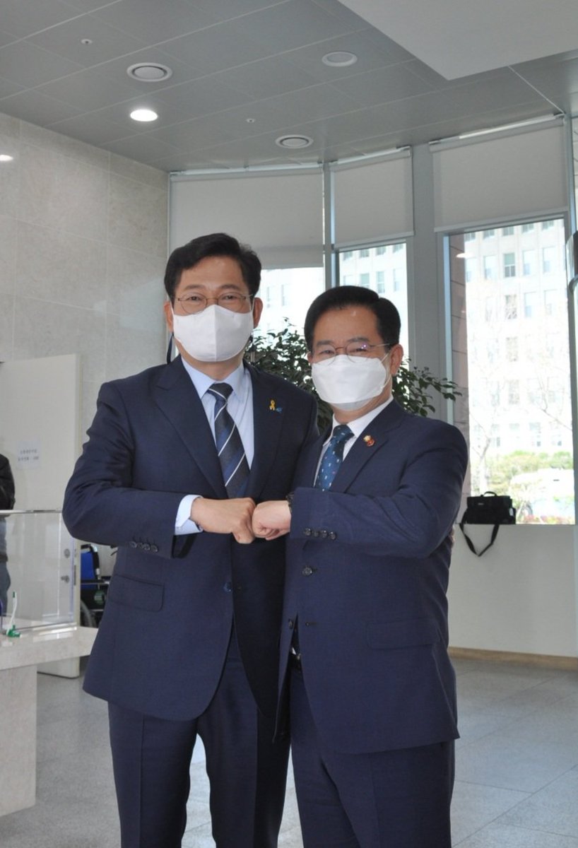 김 태현 tweet media