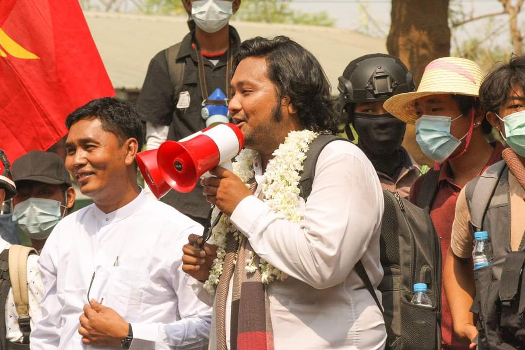 ChuchuNang's tweet photo. Wai Moe Naing, a Monywa community leader, was arrested at around 2pm near the top of Yingmar Myaing Road on Tharsi Road, where the main strike began.
#WhatsHappeningInMyanmar
#monywaentertainment
#savemyanmarfrommilitarycoup
#UnitedNations https://t.co/DUsEBT0pgB