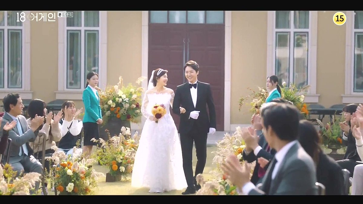 ModernongJuan's tweet photo. HAPPY ENDING ๐ญ๐ญ๐ญโค
Thank you @jtbclove for making this BEST DRAMA of yours! I'm rooting for you Lee Do Hyun! Please get the award for BEST NEW ACTOR in BAEKSANG ARTS AWARDS! FIGHTING! ๐๐ป #18AgainFinale https://t.co/JnK6rZ4F7y