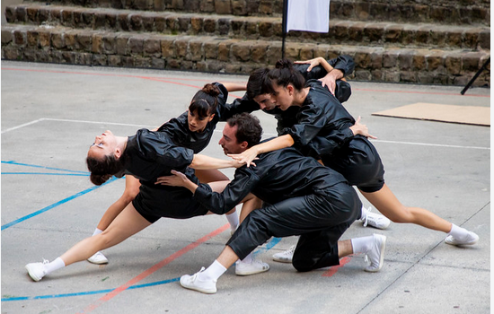 dantzahirian's tweet photo. Dantza Hirian lanza la 14ª convocatoria de su programa #ATERPEAN con el objetivo de apoyar la creación y la difusión de la danza contemporánea en espacios no convencionales. Fecha límite para el envio de proyectos: 30-04-2021 https://t.co/y4LZ9g6rR5