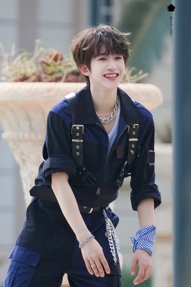 sotaytraidep's tweet photo. 这么开心 这么可爱
#Liuyi
#刘宇
#Liuyu刘宇
#MyBabyLiuyu
#CHUANG2021 
#Chuabg2021xLiuyu https://t.co/6u8hZC7fjj