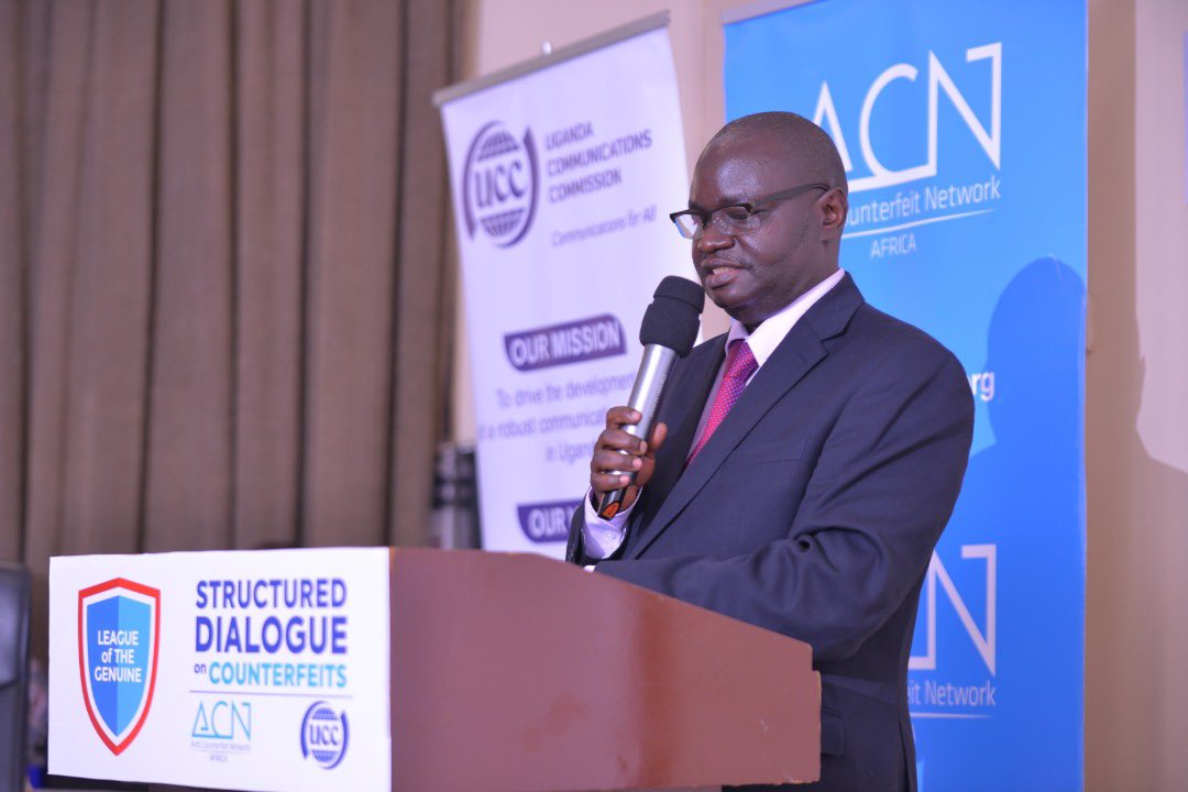 Ugaman01's tweet image. We must end the culture of counterfeit in Uganda by Building a Culture of innovation and Creativity. 

#CounterfeitElectronicsUG
#BuyAndSellGenuine